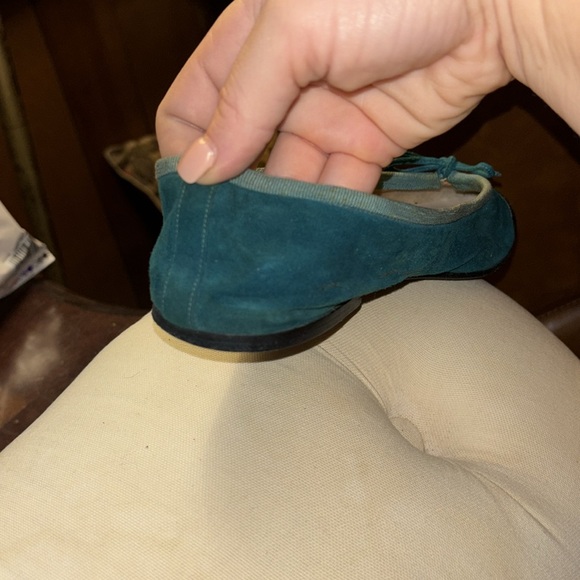 Vintage Blue Suede Chanel Ballet Flats - Picture 7 of 10